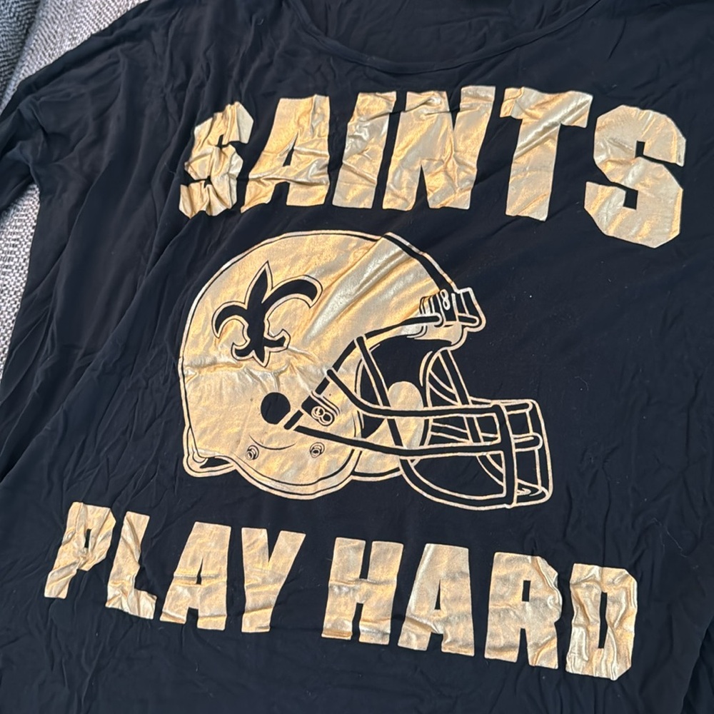 VS pink saints long sleeve - Picture 2 of 3